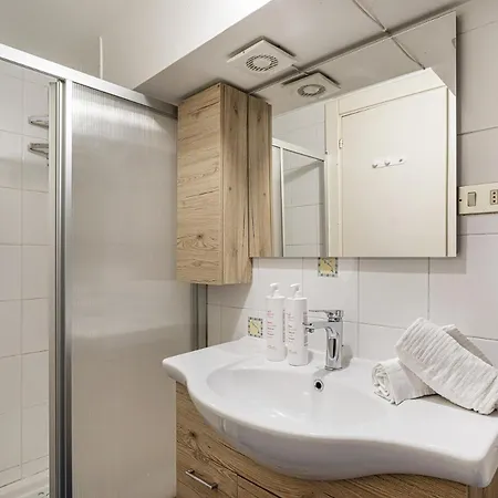 Apartment Tra I Caruggi Di By Wonderful Italy *